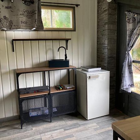 Charmant Petit Dortoir 3 Places Chazelles  Exterior foto
